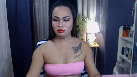Snapshot of flirtangel93 chatting on March 5, 2025, 6:34 pm Angel online show from March 5, 2025, 6:34 pm