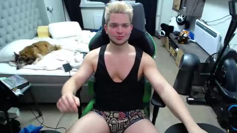 Flirty sugar online show from November 18, 2025, 8:46 pm