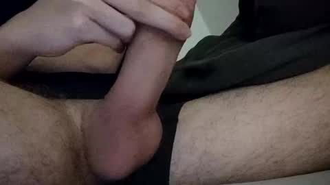 flo187842 online show from December 3, 2024, 6:06 pm