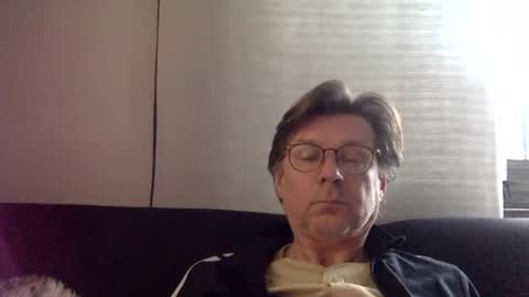 flonolalacla online show from February 9, 2025, 1:46 pm