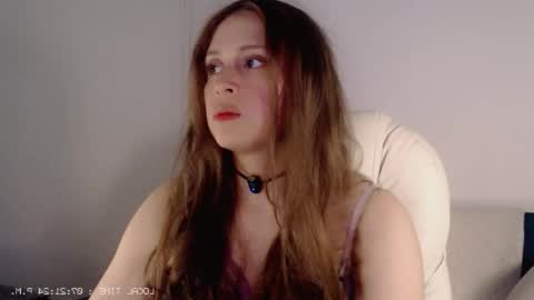 flor3citarockera online show from November 28, 2025, 12:24 am