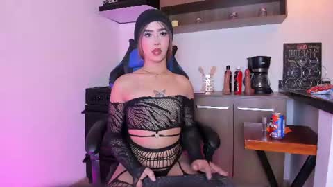  Flor  online show from July 8, 2026, 2:16 am