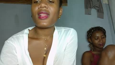 florencia011 online show from January 24, 2025, 2:07 am