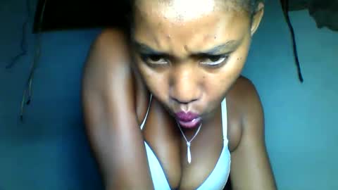 florencia011 online show from January 28, 2025, 8:36 pm