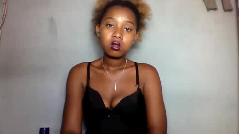 florencia011 online show from January 29, 2025, 12:24 pm
