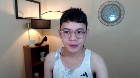floriankeirxx_ online show from October 5, 2025, 3:05 am