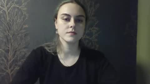 Ambika 3 online show from December 19, 2025, 1:51 pm