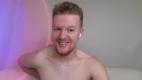 Snapshot of flower_haze chatting on February 7, 2026, 7:01 am Alexander online show from February 7, 2026, 7:01 am