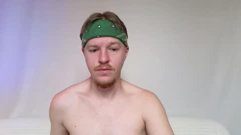 Snapshot of flower_haze chatting on February 28, 2026, 6:25 am Alexander online show from February 28, 2026, 6:25 am