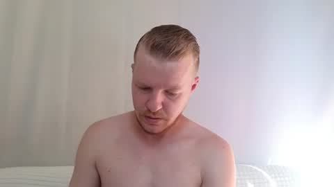 Snapshot of flower_haze chatting on June 22, 2026, 3:36 am Alexander online show from June 22, 2026, 3:36 am