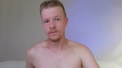 Snapshot of flower_haze chatting on July 5, 2026, 3:13 am Alexander online show from July 5, 2026, 3:13 am