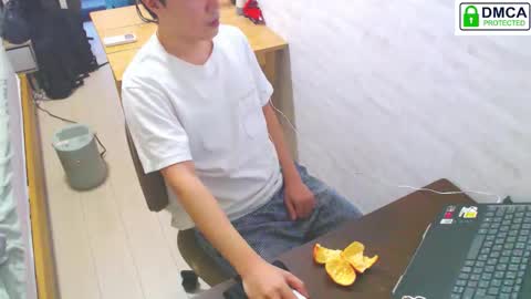 flowerbox online show from January 12, 2026, 7:46 am