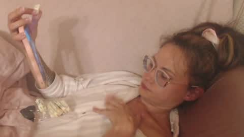 say meow and send tip  online show from June 25, 2026, 5:28 pm