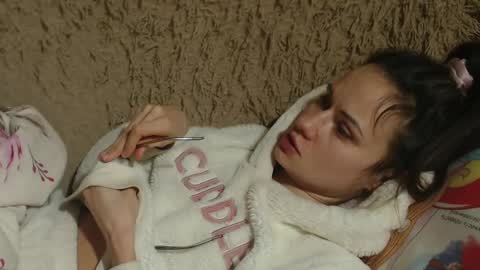 say meow and send tip  online show from February 14, 2025, 2:54 pm