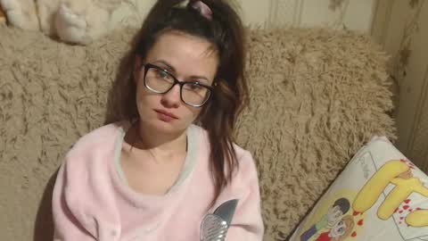 say meow and send tip  online show from February 19, 2025, 2:12 pm