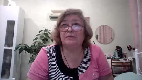Flowerlower online show from January 31, 2025, 5:32 pm