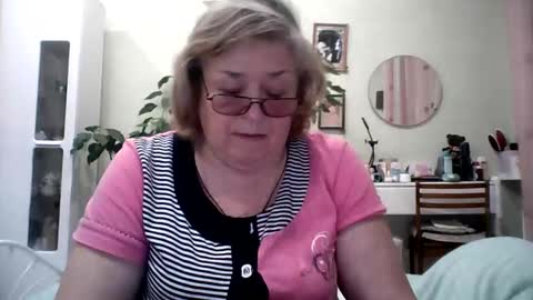Flowerlower online show from February 1, 2025, 3:39 pm