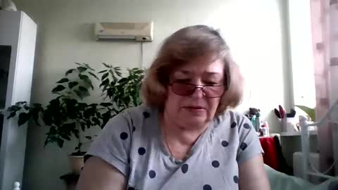 Flowerlower online show from March 1, 2025, 6:46 am