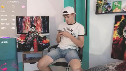 flowers109 online show from March 23, 2026, 10:25 pm