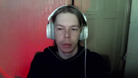 Snapshot of fluffy_boney chatting on December 29, 2024, 5:12 pm Alexey online show from December 29, 2024, 5:12 pm