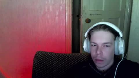 Snapshot of fluffy_boney chatting on December 29, 2024, 8:15 pm Alexey online show from December 29, 2024, 8:15 pm