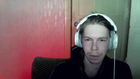 Snapshot of fluffy_boney chatting on December 30, 2024, 7:11 pm Alexey online show from December 30, 2024, 7:11 pm