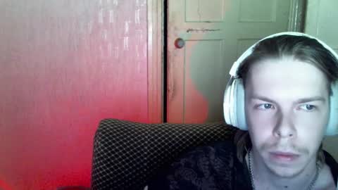 Snapshot of fluffy_boney chatting on January 1, 2025, 4:29 am Alexey online show from January 1, 2025, 4:29 am