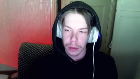 Snapshot of fluffy_boney chatting on January 5, 2025, 3:11 am Alexey online show from January 5, 2025, 3:11 am