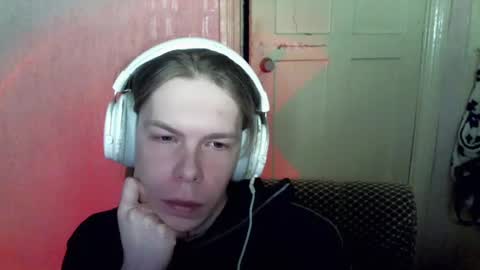 Snapshot of fluffy_boney chatting on January 6, 2025, 2:58 pm Alexey online show from January 6, 2025, 2:58 pm