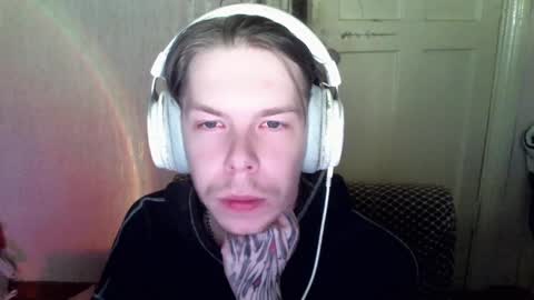 Snapshot of fluffy_boney chatting on January 17, 2025, 1:03 pm Alexey online show from January 17, 2025, 1:03 pm