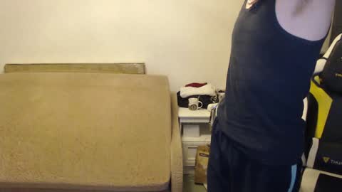 Snapshot of fluffy_boney chatting on February 6, 2025, 3:09 pm Alexey online show from February 6, 2025, 3:09 pm