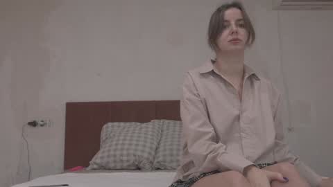 Snapshot of fluffy_hat chatting on December 22, 2024, 6:06 am Fluffy and Krut online show from December 22, 2024, 6:06 am