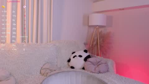 LilLisa online show from September 13, 2025, 9:36 pm