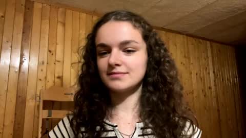 Anna online show from June 6, 2026, 8:46 pm