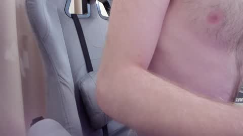 Snapshot of fluffycat_ chatting on December 7, 2024, 1:29 pm fluffycat online show from December 7, 2024, 1:29 pm