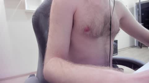 Snapshot of fluffycat_ chatting on February 5, 2025, 12:06 pm fluffycat online show from February 5, 2025, 12:06 pm