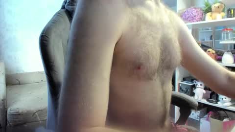 Snapshot of fluffycat_ chatting on November 16, 2025, 9:37 am fluffycat online show from November 16, 2025, 9:37 am