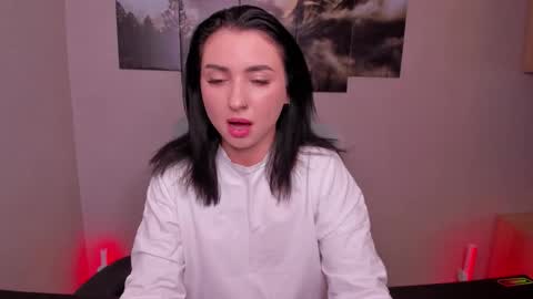 Lina online show from February 22, 2026, 12:56 am