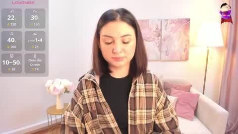 Lina online show from April 3, 2026, 11:36 pm