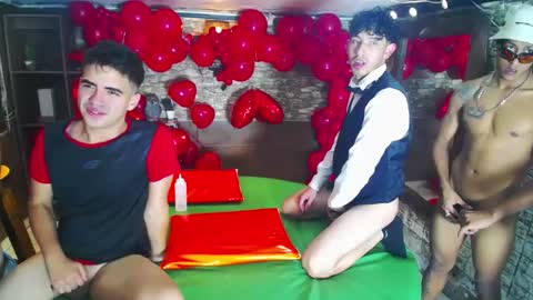 flyckers online show from March 3, 2025, 12:48 am