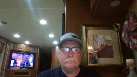 Snapshot of fmfsocal123 chatting on March 3, 2025, 12:48 am fmfsocal123 online show from March 3, 2025, 12:48 am