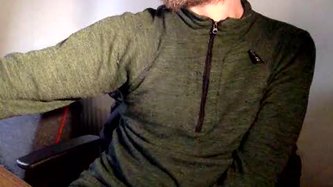 Snapshot of fns2011 chatting on December 4, 2025, 2:15 pm fns2011 online show from December 4, 2025, 2:15 pm