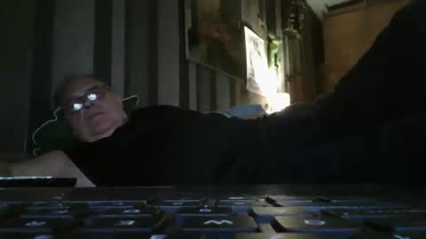 fofodi online show from December 14, 2025, 8:13 pm