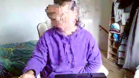 foxalwaysexcited online show from September 28, 2025, 2:22 pm