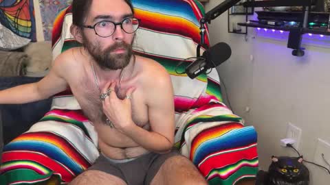 Chris online show from November 18, 2025, 1:26 pm