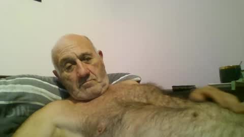 follador1001 online show from June 19, 2026, 8:45 pm