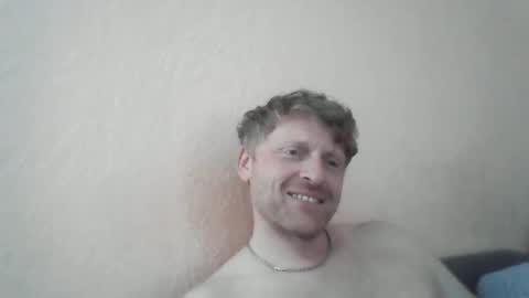 forgotten_lover online show from June 22, 2026, 8:44 am
