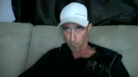 fouraide42 online show from February 24, 2026, 1:42 pm