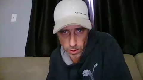 fouraide42 online show from March 22, 2026, 12:52 pm