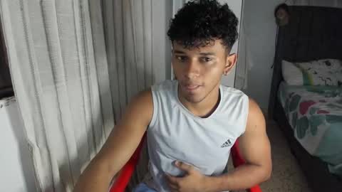 Snapshot of fox_evans chatting on February 4, 2026, 12:44 pm Fox online show from February 4, 2026, 12:44 pm